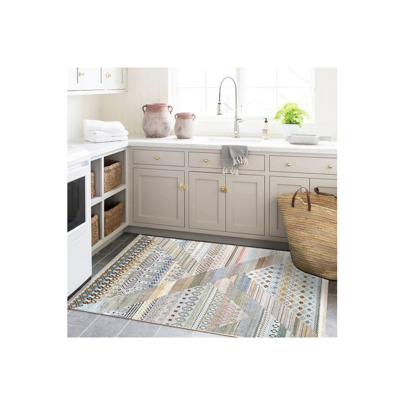 Tapis décoratif moderne multicolore lavable à la machine de la collection Barcelona, Tapis de couloir 4 pi 11 po x 9 pi 10 po