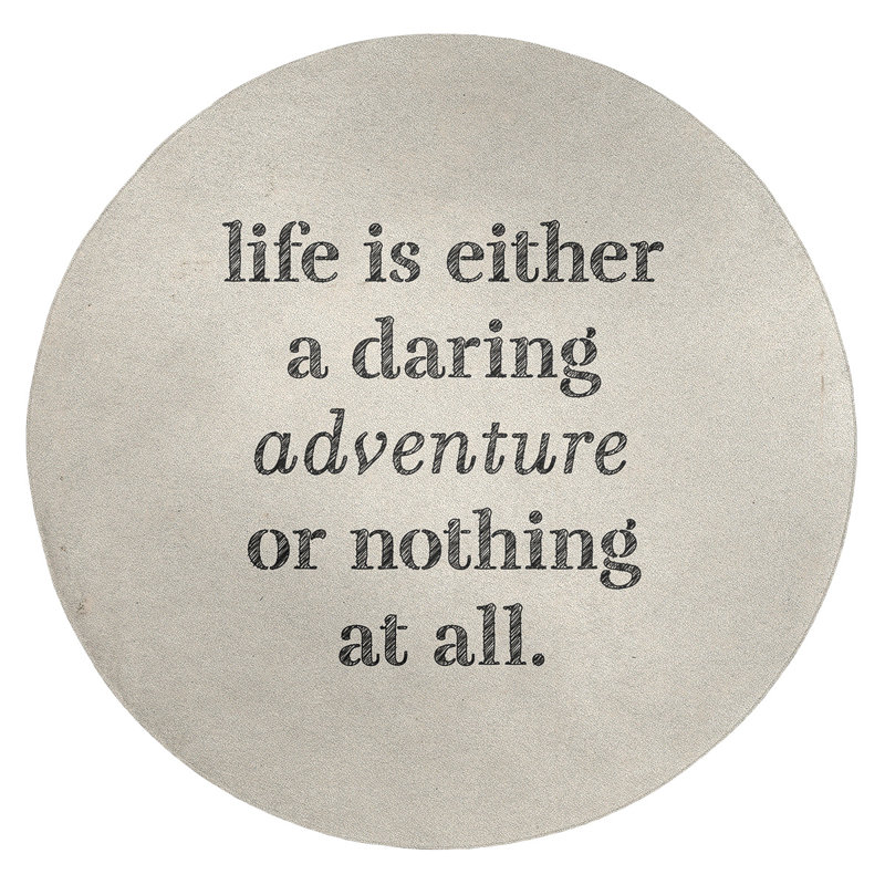 Tapis en poly-citation "life life", Rond 5 pi