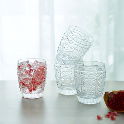 Verres à tréteaux