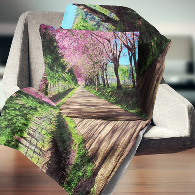 Coussin décoratif en fleur d’un chemin de chiang mai