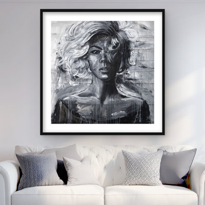 «Gentle Woman» - Reproduction mate encadrée figurative beauté | Décoration