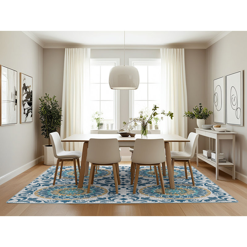 Easter Compton Damask Indoor Rug, Rectangle 7' x 10'
