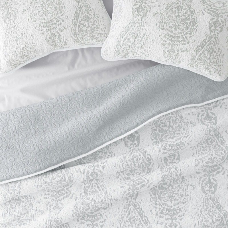 Light Gray Twin Reversible Microfiber Quilt Set with Shams