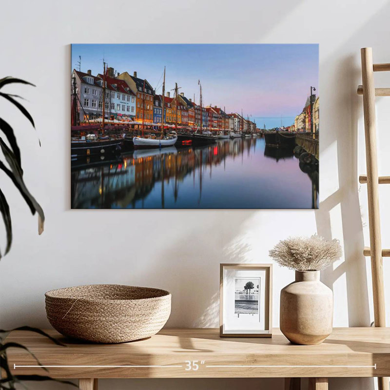 Nouveau port Tergel Nyhavn, H 16 po x l 24 po