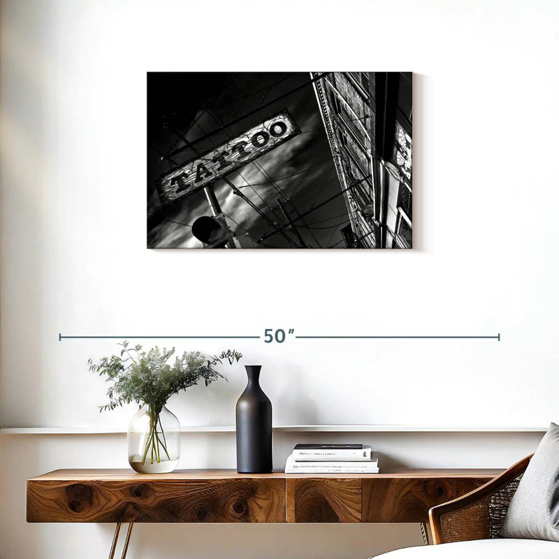 Senne Parlor, H 20 po x l 30 po