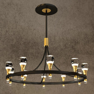 Berencsi Waggon Wheel Chandelier