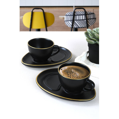 Ensemble de tasses à café noir élégant (4 pièces), 100% céramique | Comprend 2 tasses (3,6 x 3,6 x 2,7 po, 7,3 oz liq.) Et 2 soucoupes (5,5 po) | Antibactérien, facile à nettoyer, résistant aux chocs thermiques, lavable au lave-vaisselle jusqu'à 140 ° F