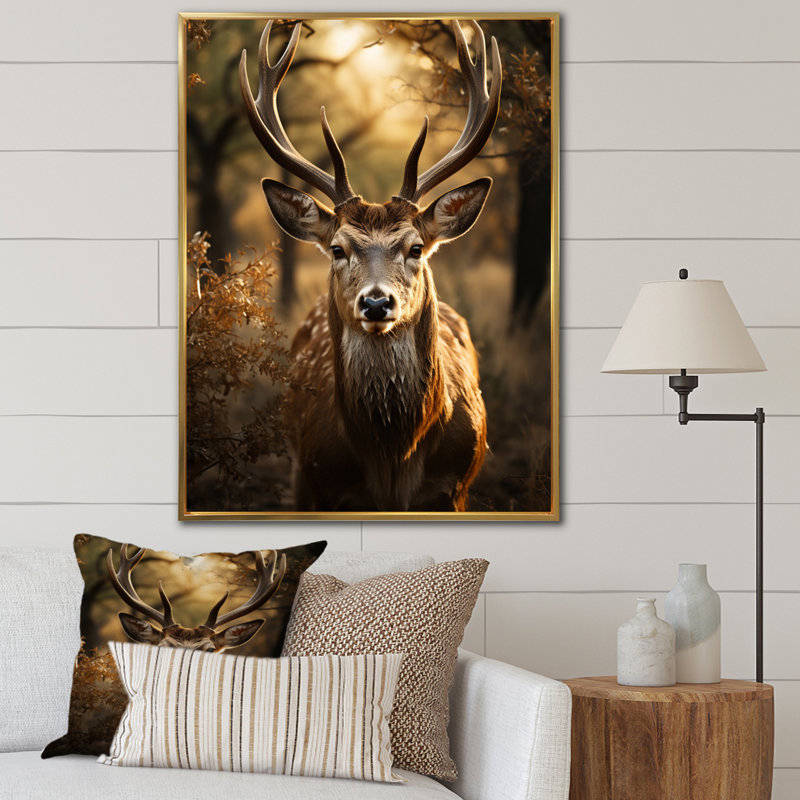«Korine Brown Deer Portrait Vibrant I», reproduction sur toile, H 20 po x l 12 po x P 1 po, Cadre flottant doré