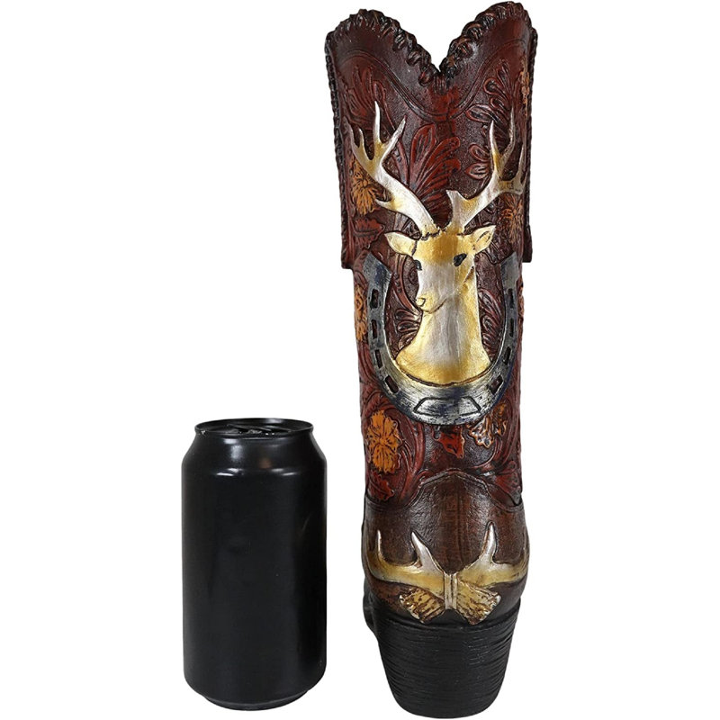 Entertainment Figurines & Sculptures
