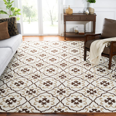 Rodrigez Hand Hooked Performance Geometric Rug