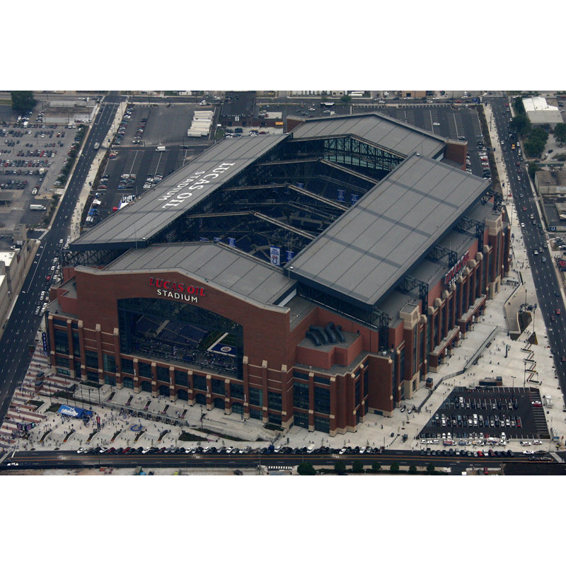 Lucas Oil Stadium, H 16 po x l 24 po