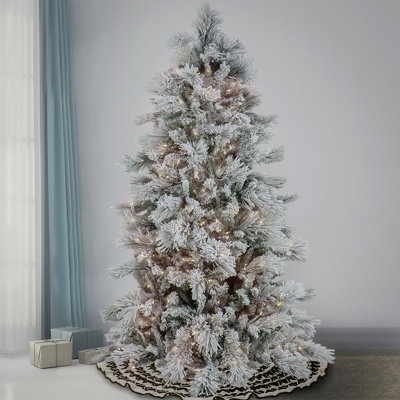 Lighted Bavarian Pine Christmas Tree