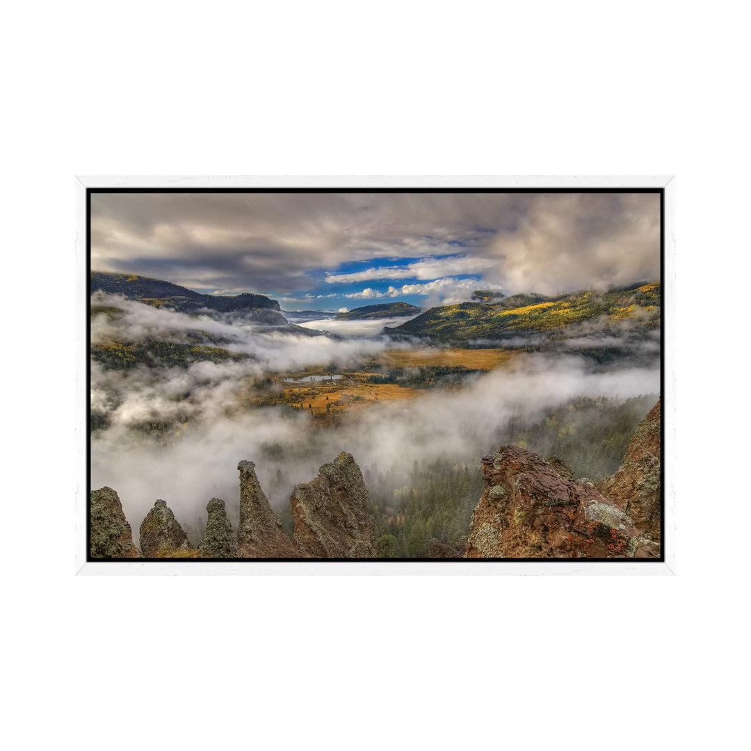 Revelation Valley von Bill Sherrell - Galerie-umwickelte Leinwand Giclée auf Leinwand