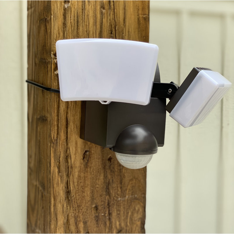 LED Battery Powered Outdoor Security Flood Light,  Bronze