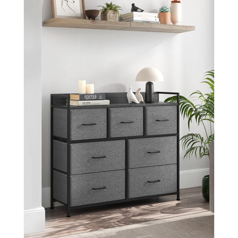 Aeronwy 98cm W 7 - Drawer Chest of Drawers, Slate Grey/Black
