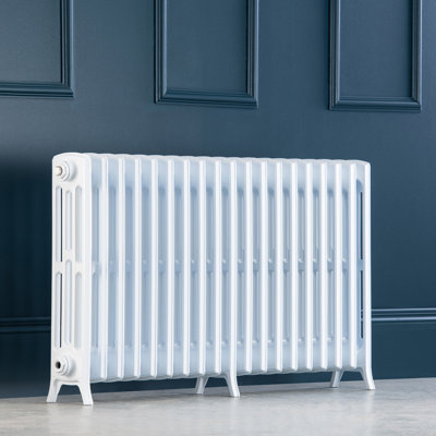 Romona Horizontal Traditional Colosseum Radiator