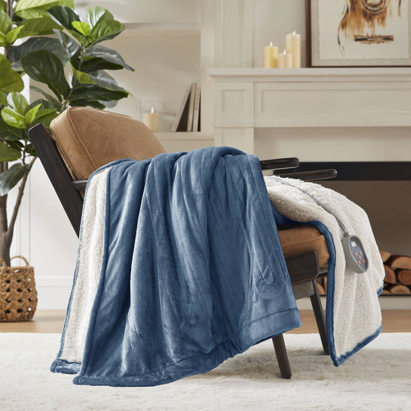 Sapphire Blue Twin Reversible Heated Plush to Berber Blanket