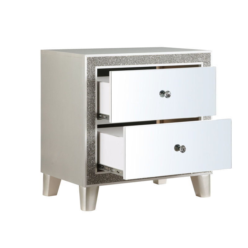 Table de chevet élégante en champagne miroir avec rangement spacieux et fonctionnel