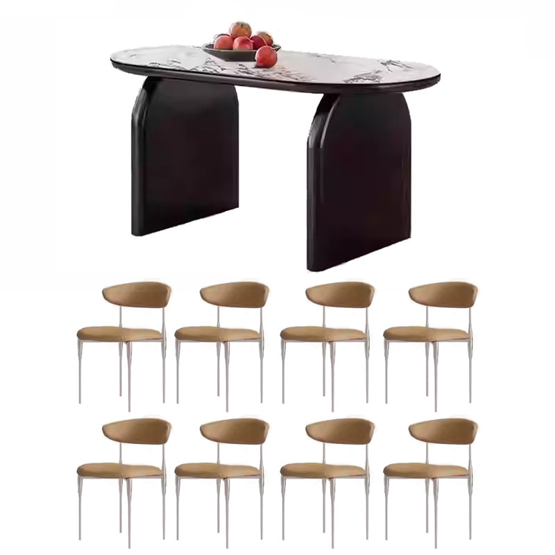 Table et chaise de salle à manger de style crème minimaliste