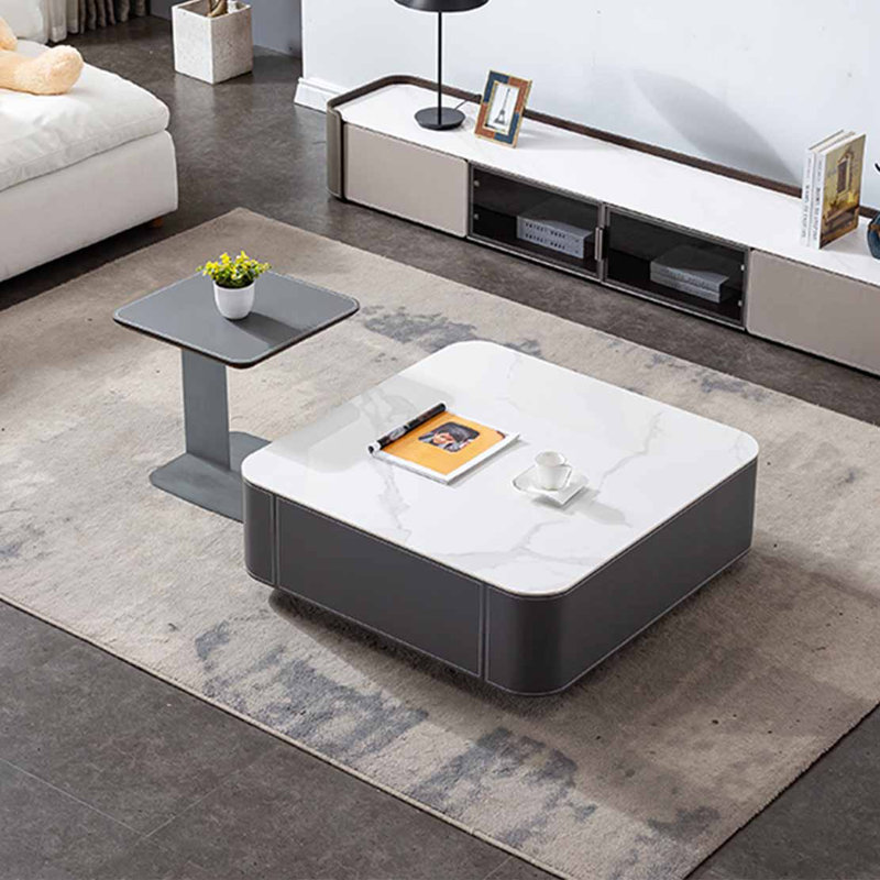 Table basse carrée, H 14,2 po x L 43,3 po x l 43,3 po