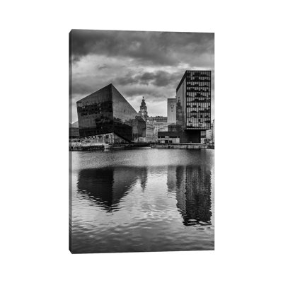 " England, Liverpool " by Mikolaj Gospodarek