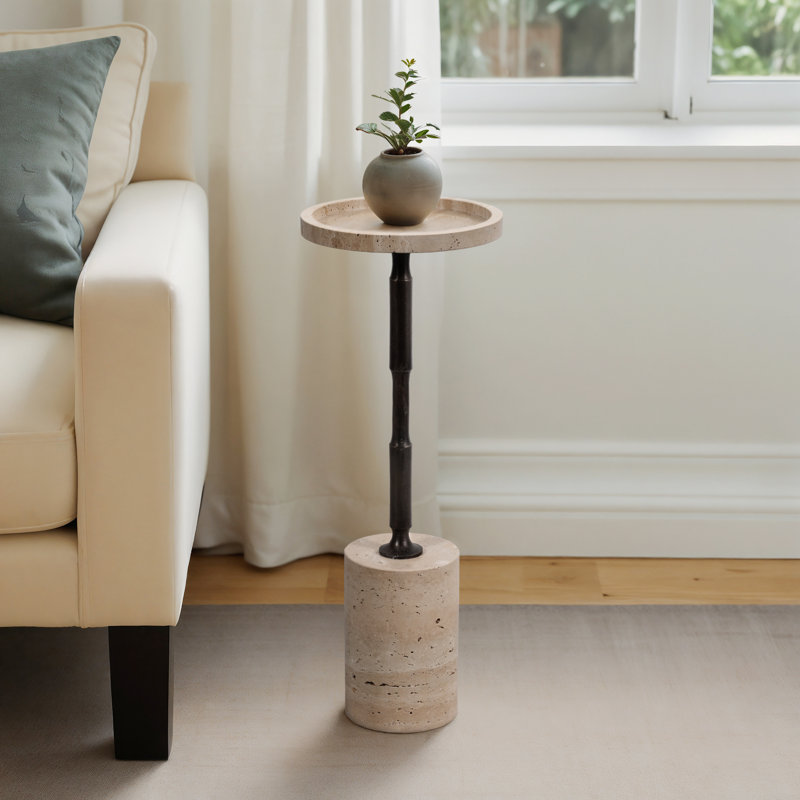 Table haute en travertin Braxton Comino, H 24 po x l 14 po x P 14 po