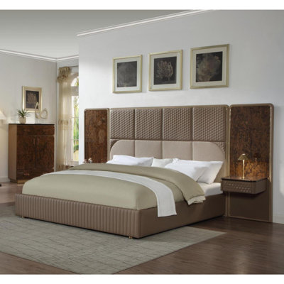 Simple Classic Bed
