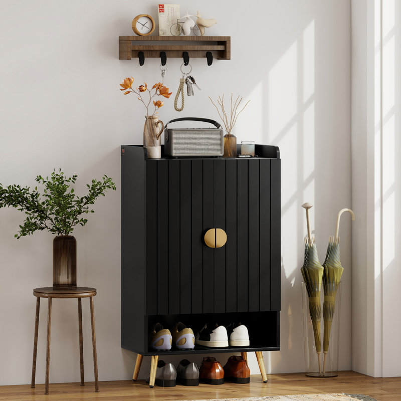Armoire à chaussures étroite avec rangement
