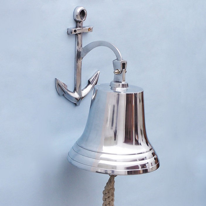 Décoration murale cloche suspendue fabriqué main Anwen, H 12 po x l 7 po x P 9 po, Chrome