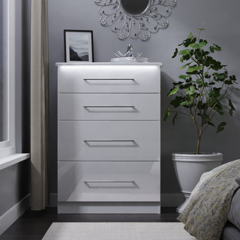 77 cm W Chest of 4 Drawers, White