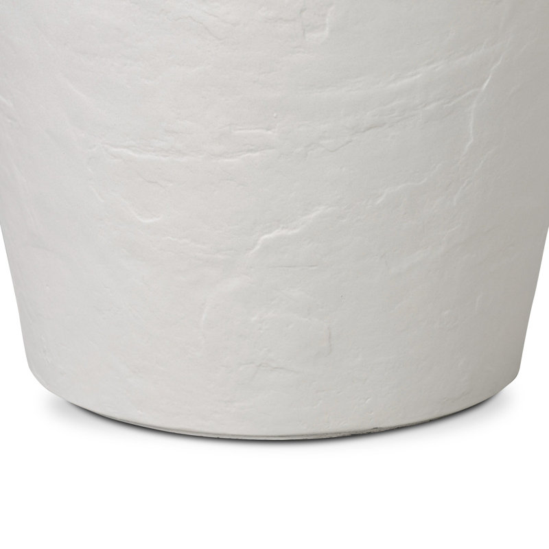 Suvi Concrete Planter, 22" H x 22" W x 22" D