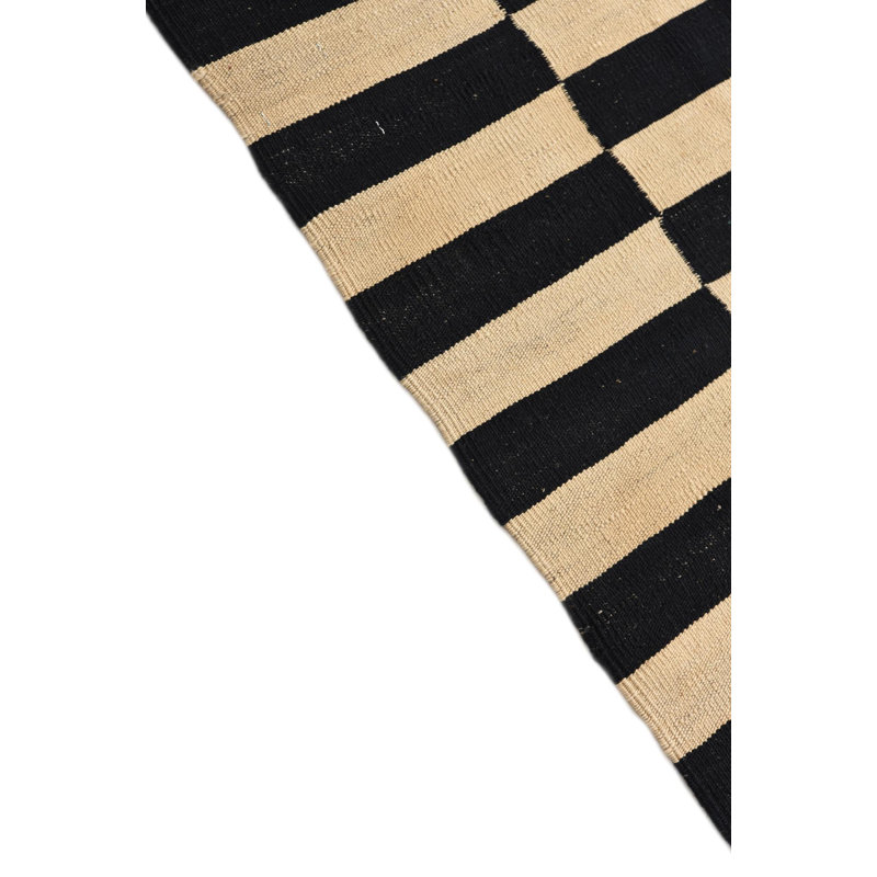 Tapis noir et blanc Mulloy