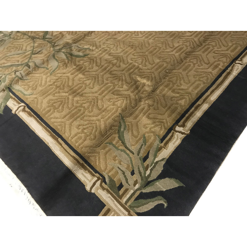 Hand-Knotted High-Quality Beige Area Rug