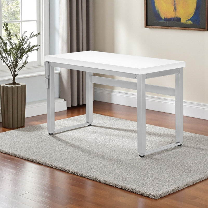 Bureau d'ordinateur réglable en hauteur avec pieds argentés, H 29,36 po x l 47,01 po x P 23,5 po Payton
