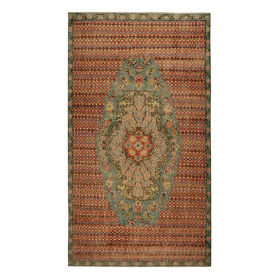 Wool Floral Area Rug in Pink/Green