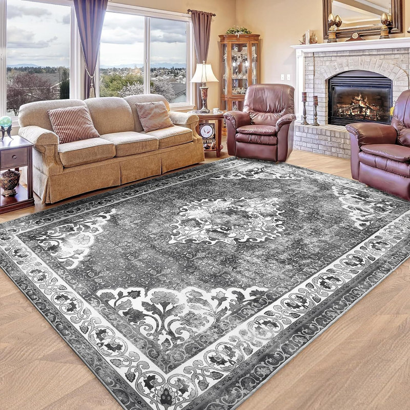 Nimete Oriental Indoor Rug, Rectangle 5' x 8'