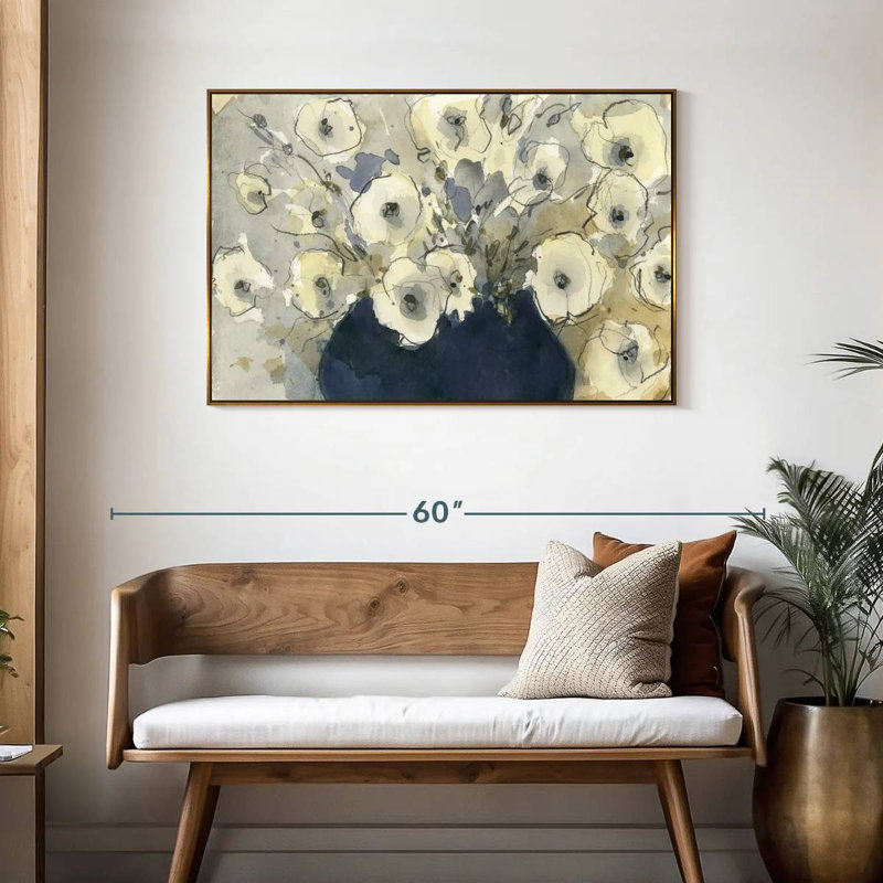 Étude de fleurs blanches I, 25 po x 17 po, Cadre flottant doré