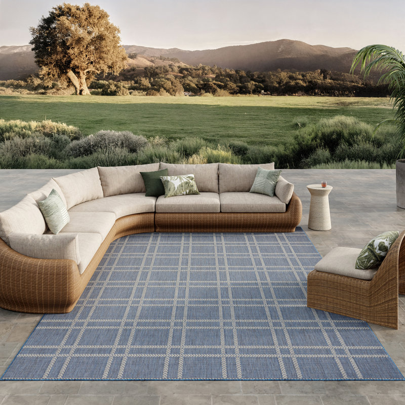 Akyla Plaid Indoor / Outdoor Area Rug, Rectangle 15'3" x 22'10"