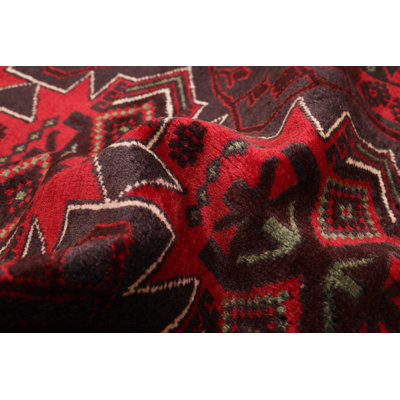 Tapis rouge Teimani 3 pi 9 po x 6 pi 10 po
