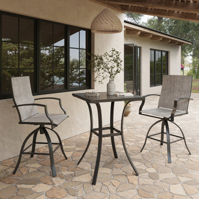 Ensemble de salle à manger de patio avec table carrée et accoudoirs hauteur bar (ensemble de 3)