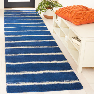 Tapis bleu marine en laine / viscose touffeté à la main à rayures Gonde
