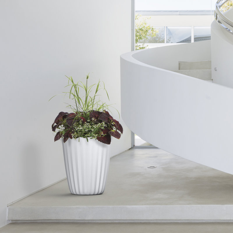 Crescent Garden Pleat Modern Round Pot Planter, Alpine White, 19" H x 19" W x 19" D