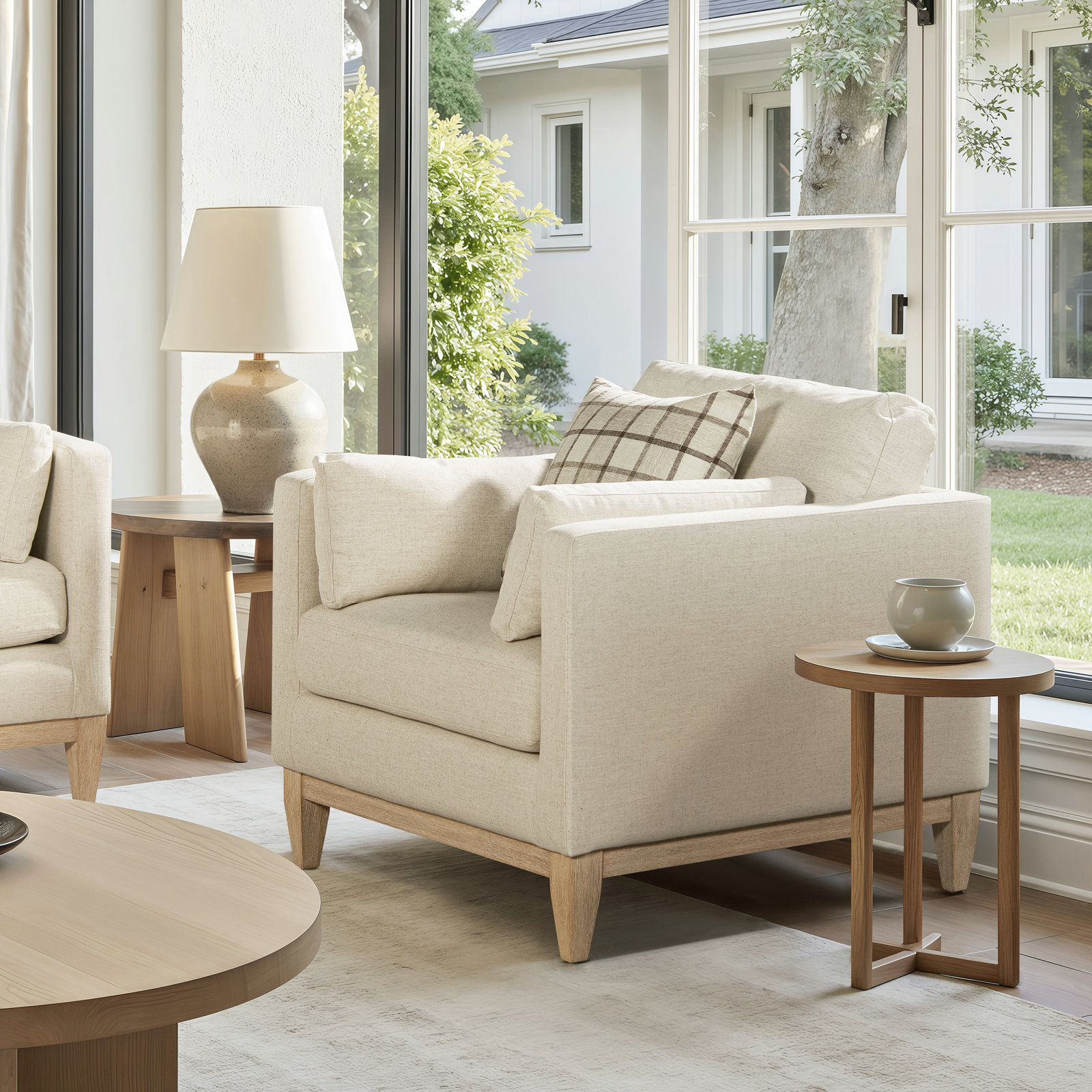 Pera Pine Armchair, White