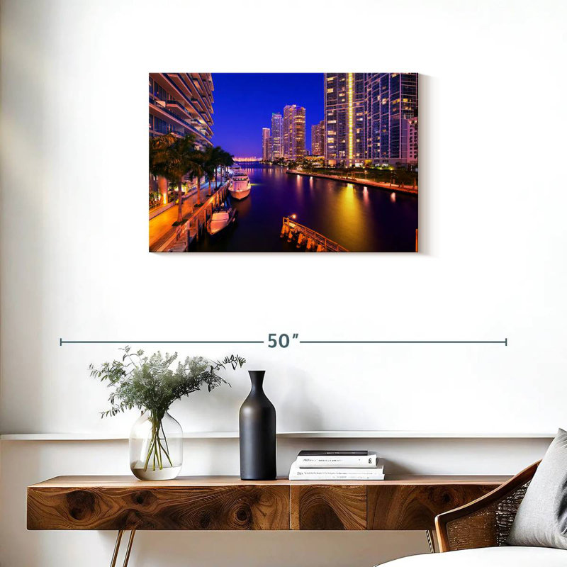 Sirpi Downtown Miami Riverwalk, H 20 po x l 30 po