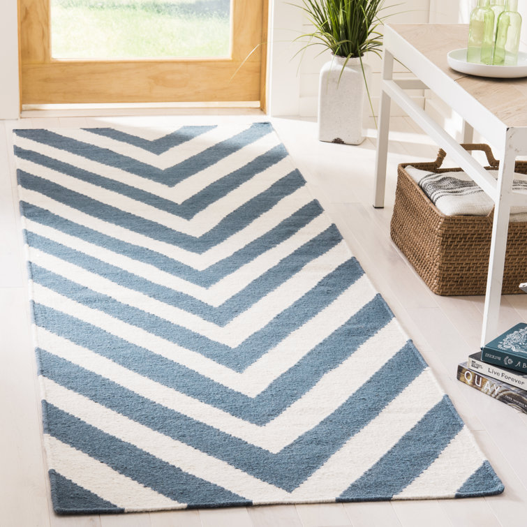 Dhurries Hand Woven Flat Weave Wool/Cotton Chevron Rug in Blue/Ivory