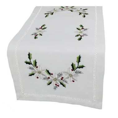 The Holiday Aisle® Samuelson Square Floral Christmas Polyester Table ...