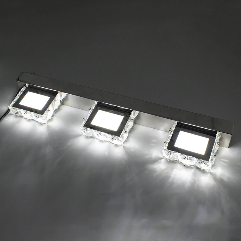 Mccammon 3 - Light Bath Bar