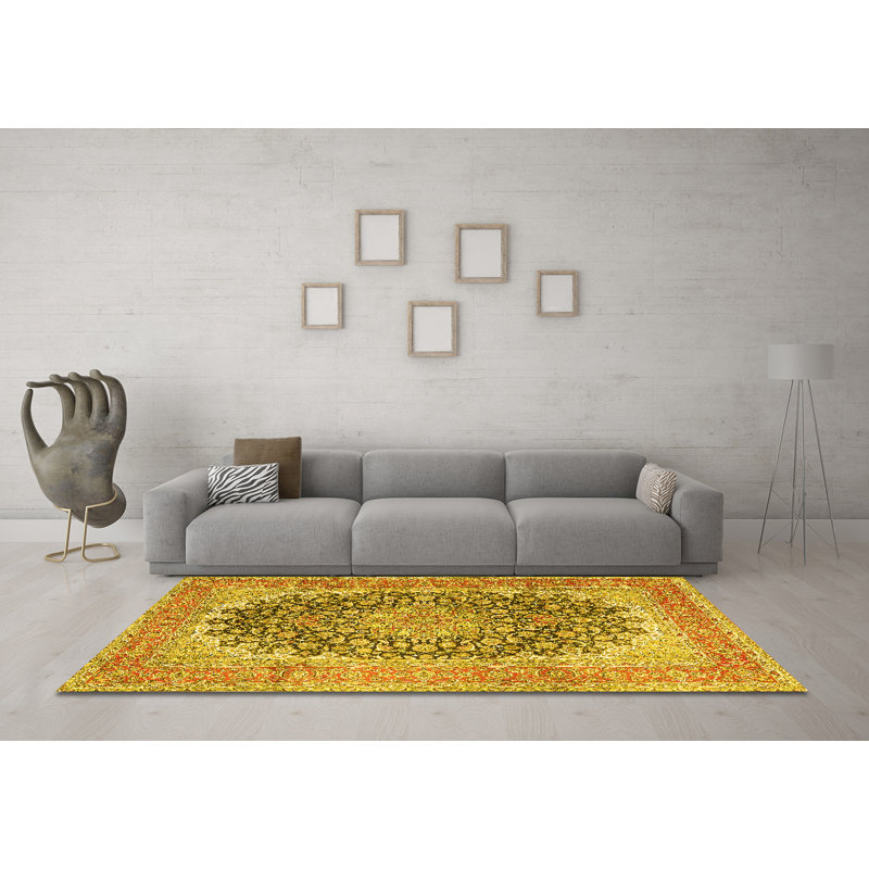 Mekena Washable Oriental Indoor Rug, Round 5'