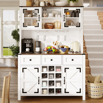 Kitchen Pantry