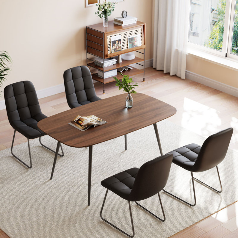 Ensemble de table et de chaises de cuisine Derose 47,2 po, construction robuste pour la maison et l'appartement (1 table, 4 chaises)